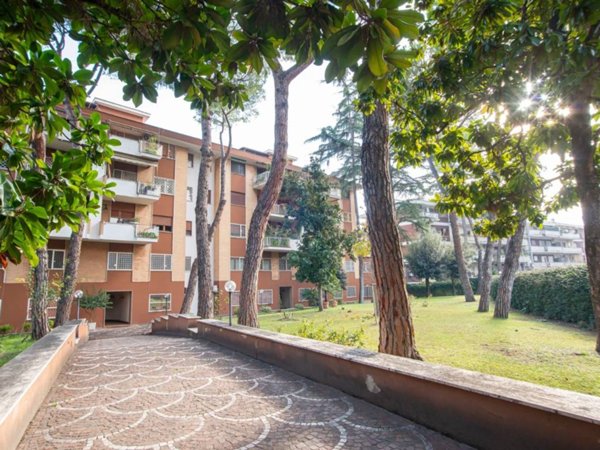 ufficio in vendita a Roma in zona Monte Sacro/Talenti