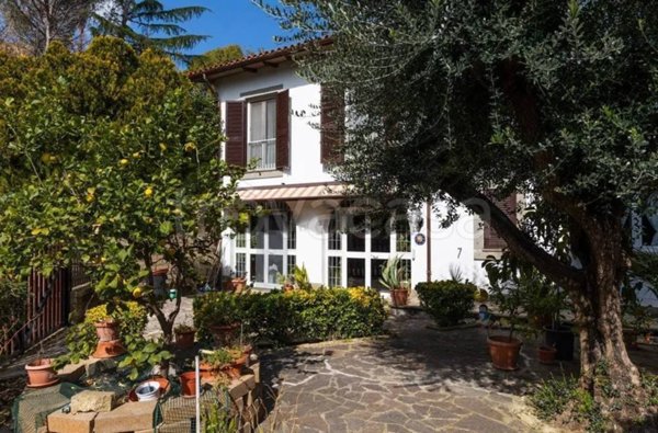 casa indipendente in vendita a Roma in zona Acilia