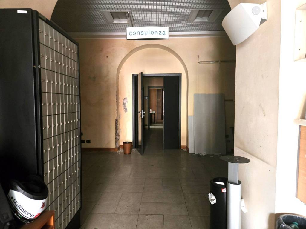 negozio in vendita a Roma in zona Ludovisi/Sallustiano