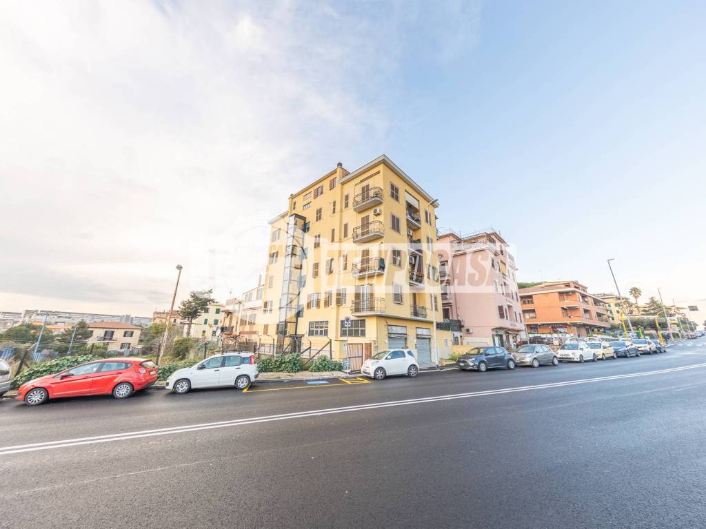 appartamento in vendita a Roma in zona Portuense