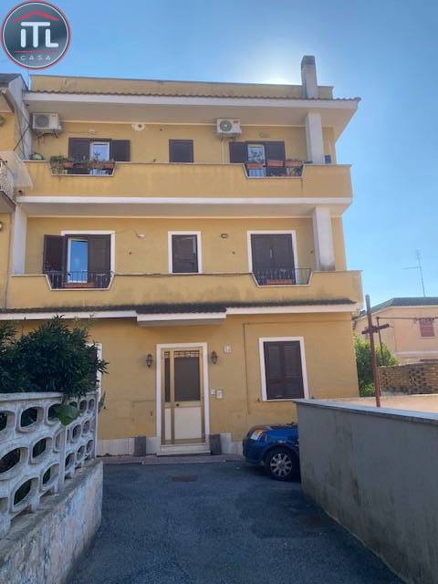 appartamento in vendita a Roma in zona Massimina/Casal Lumbroso