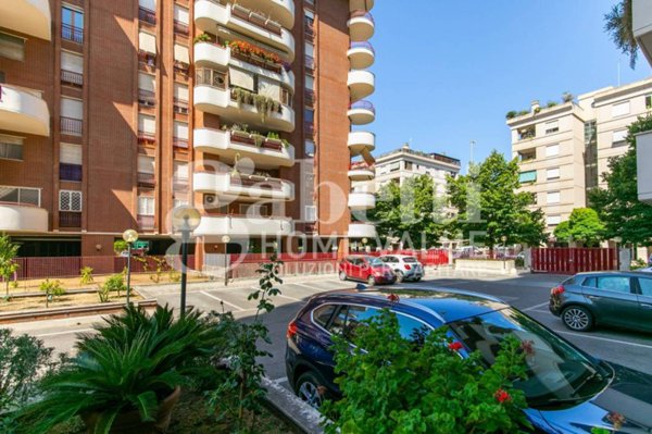 appartamento in vendita a Roma in zona Torrino