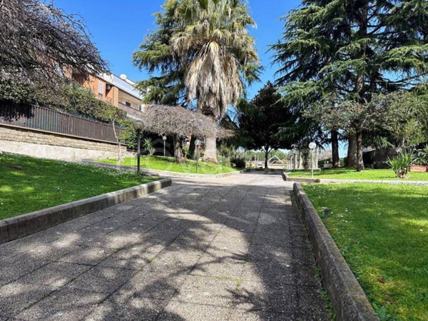 appartamento in vendita a Roma in zona San Basilio