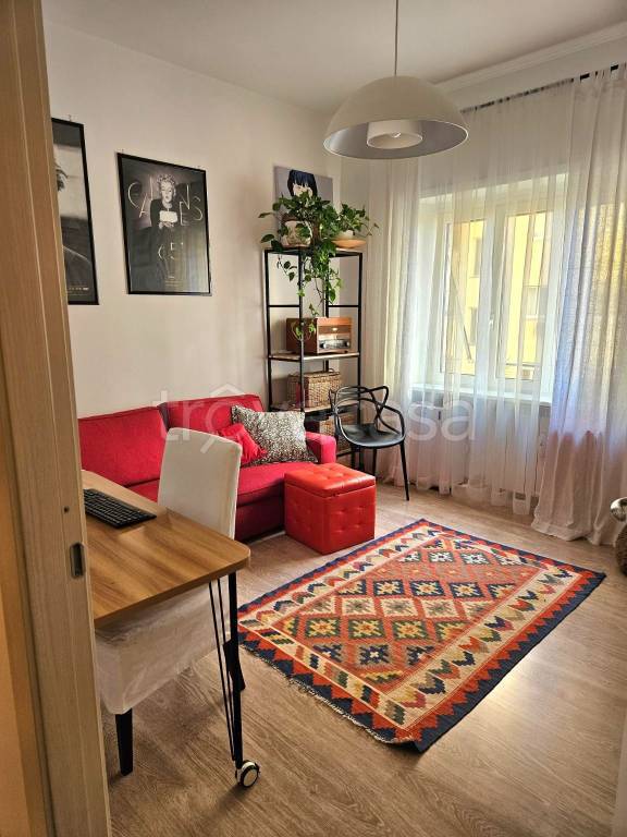 appartamento in vendita a Roma in zona Appio Latino