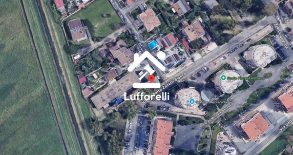 appartamento in vendita a Roma in zona Ostia Antica