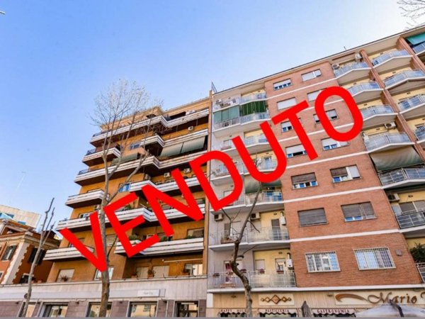 appartamento in vendita a Roma in zona Portuense