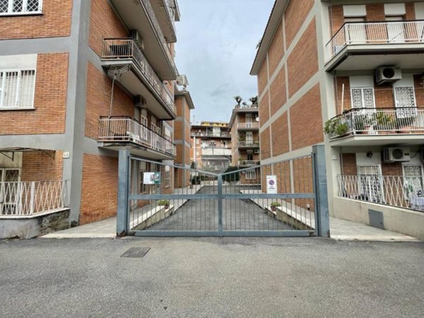 appartamento in vendita a Roma in zona Torre Maura