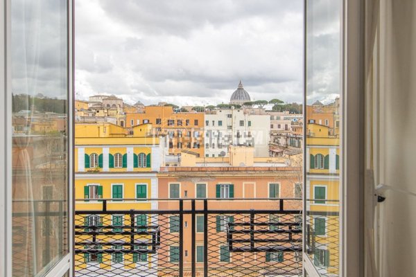 appartamento in vendita a Roma in zona Centro Storico