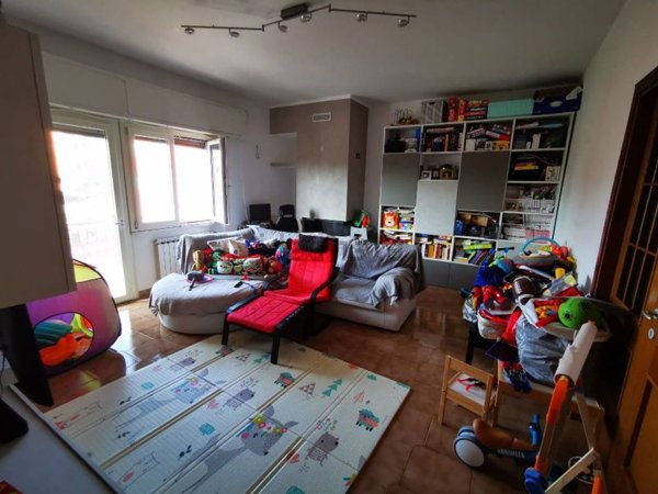 appartamento in vendita a Roma in zona Case Rosse