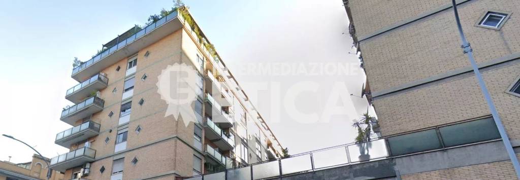 appartamento in vendita a Roma in zona Ostiense