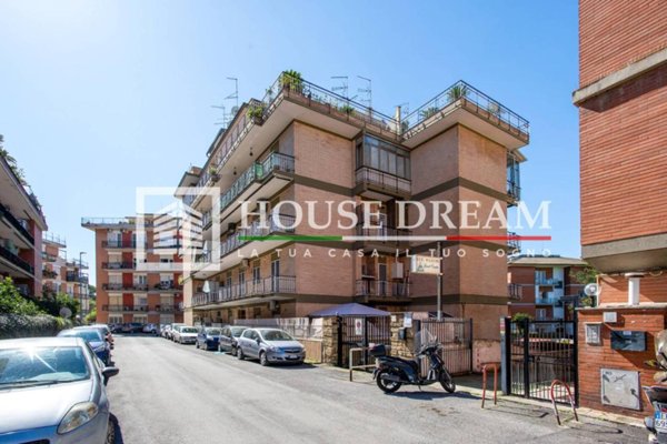 appartamento in vendita a Roma in zona Torrevecchia