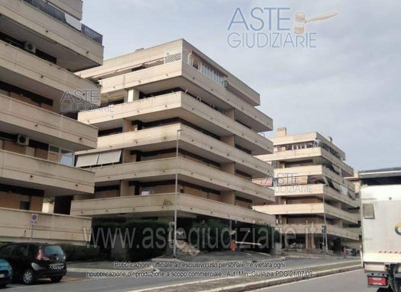 appartamento in vendita a Roma in zona Ponte di Nona