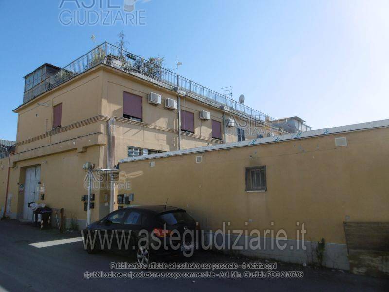 appartamento in vendita a Roma in zona Settecamini