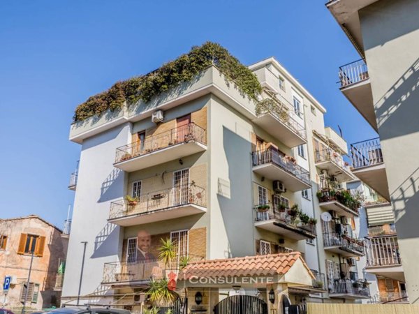 appartamento in vendita a Roma in zona Prenestino-Centocelle
