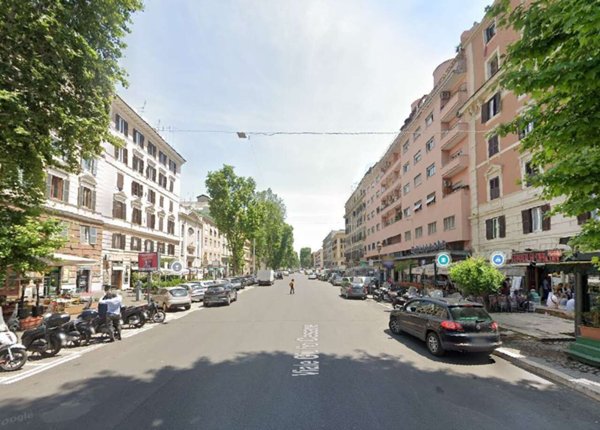 ufficio in vendita a Roma in zona Campo Marzio