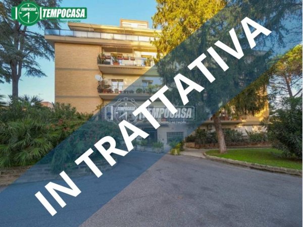 appartamento in vendita a Roma in zona Grottarossa