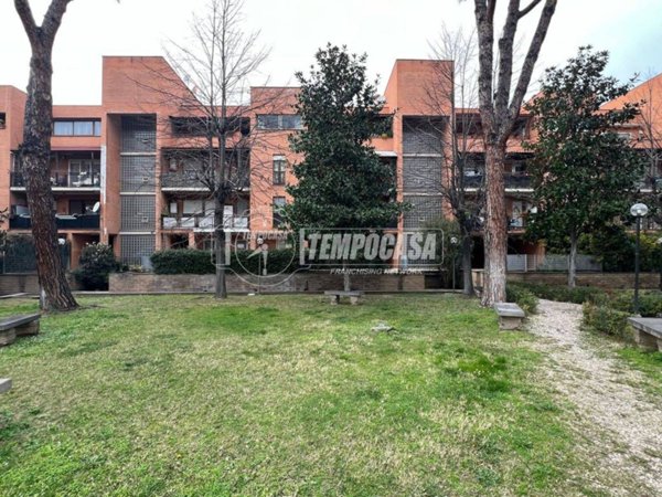 appartamento in vendita a Roma in zona Casal Palocco