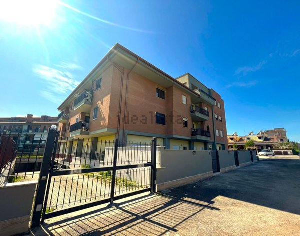 appartamento in vendita a Roma in zona Borghesiana