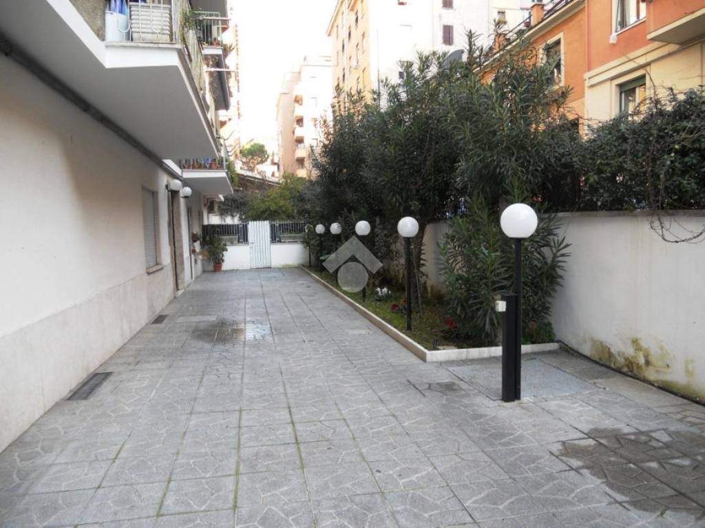 appartamento in vendita a Roma in zona Gianicolense