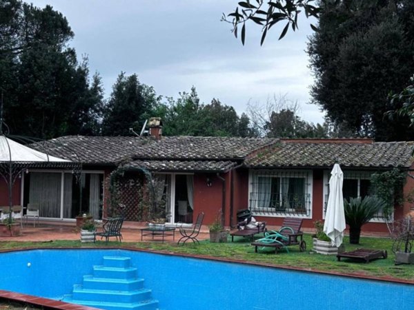casa indipendente in vendita a Roma in zona Olgiata