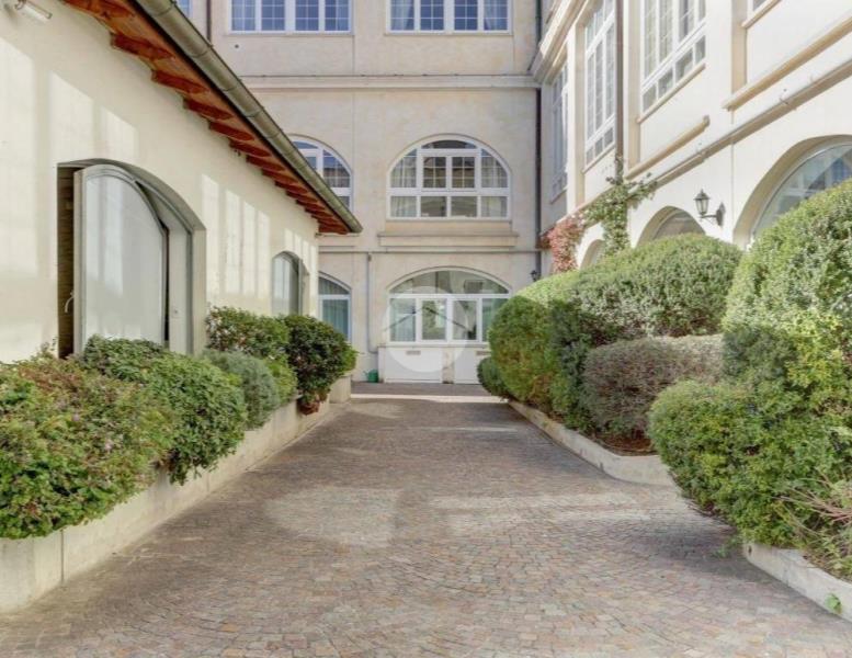 appartamento in vendita a Roma in zona Rione Monti/Campitelli