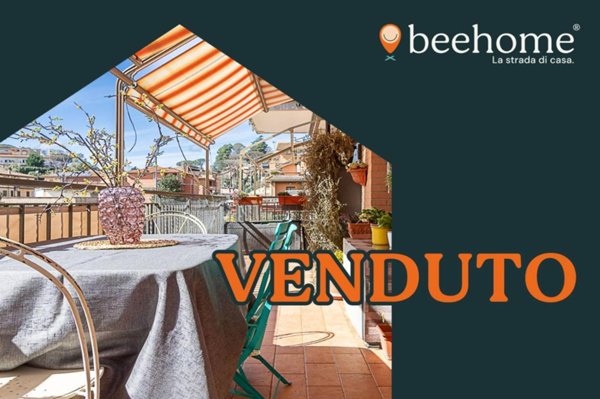 appartamento in vendita a Roma in zona Pantan Monastero