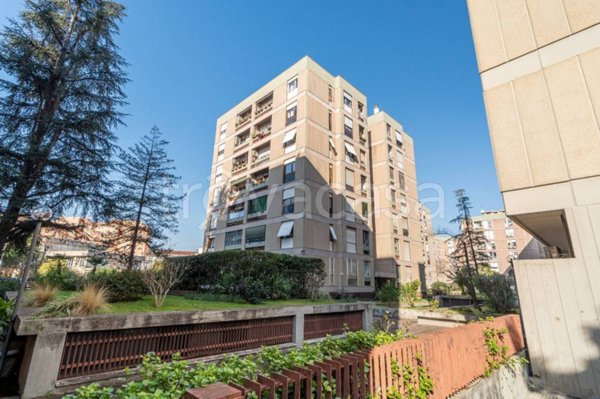 appartamento in vendita a Roma in zona Don Bosco