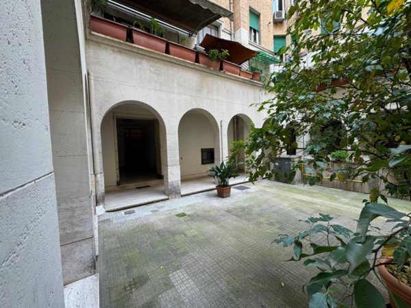 appartamento in vendita a Roma in zona Nomentano