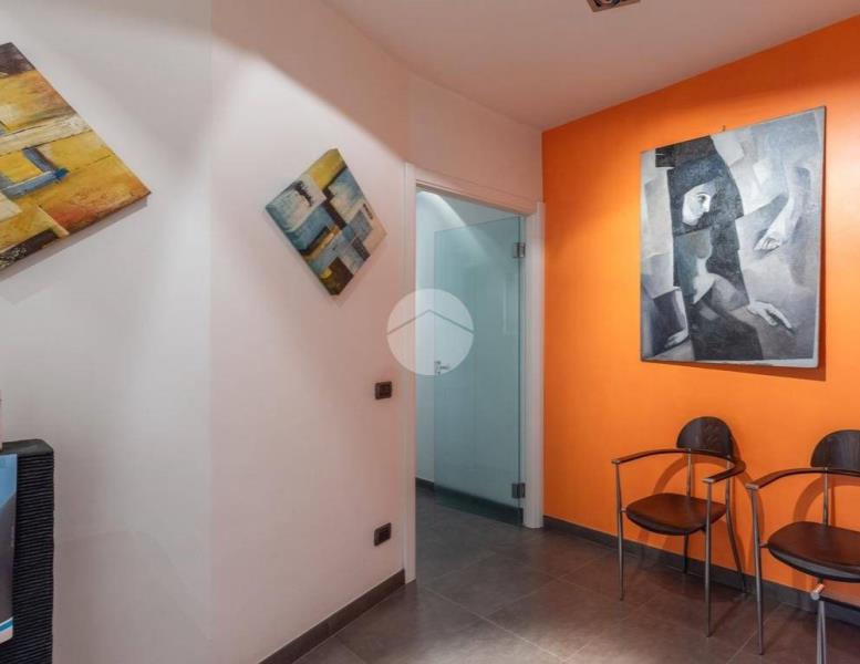 appartamento in vendita a Roma in zona Appio Latino