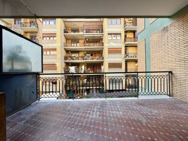 appartamento in vendita a Roma in zona Tuscolano
