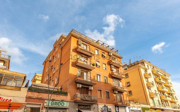 appartamento in vendita a Roma in zona Prenestino-Centocelle