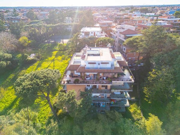 appartamento in vendita a Roma in zona La Pisana