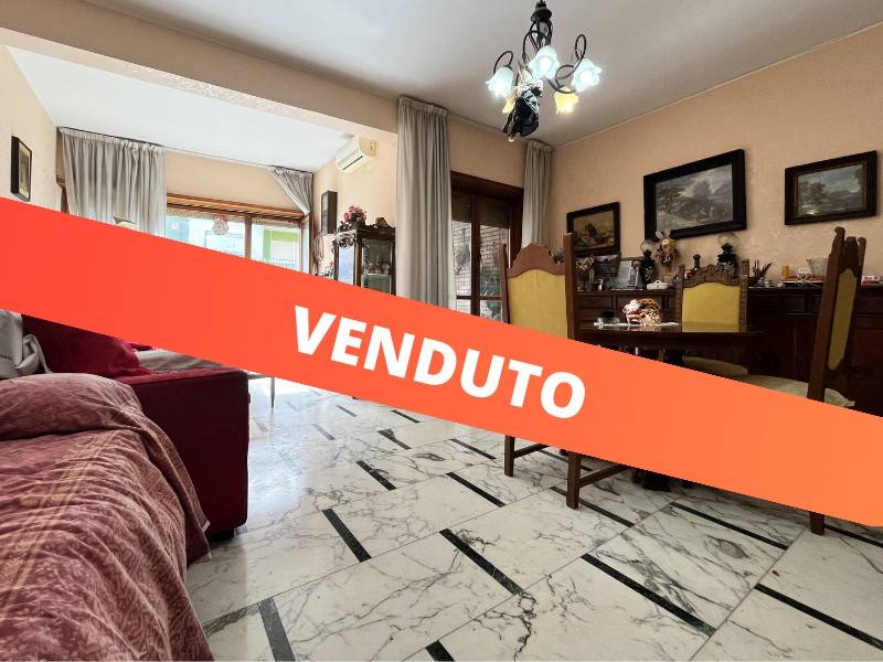appartamento in vendita a Roma in zona Tuscolano