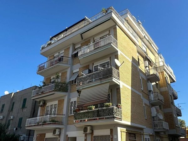 appartamento in vendita a Roma in zona Alessandrino