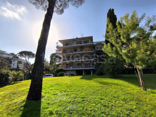 appartamento in vendita a Roma in zona Della Vittoria