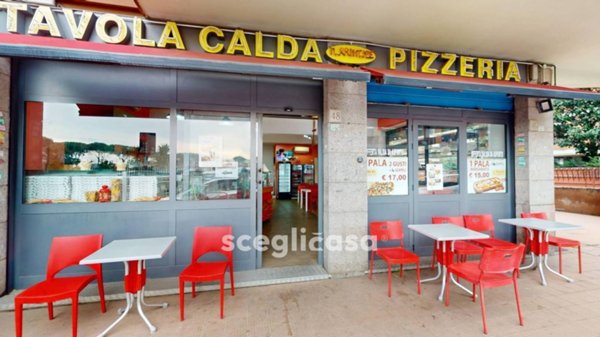 negozio in vendita a Roma in zona Appio Claudio