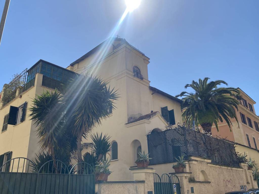 casa indipendente in vendita a Roma in zona Trieste