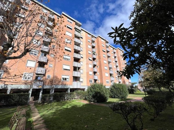 appartamento in vendita a Roma in zona Spinaceto