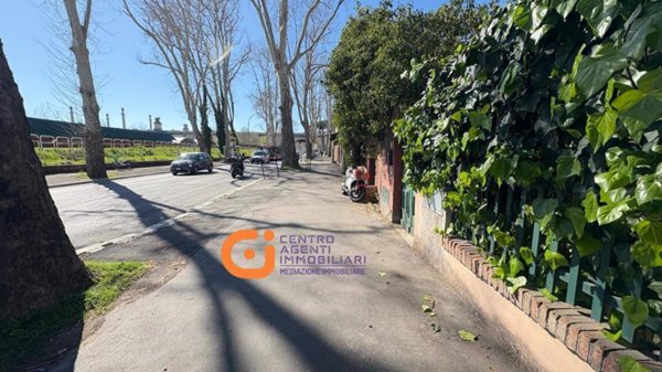 appartamento in vendita a Roma in zona Tor di Quinto