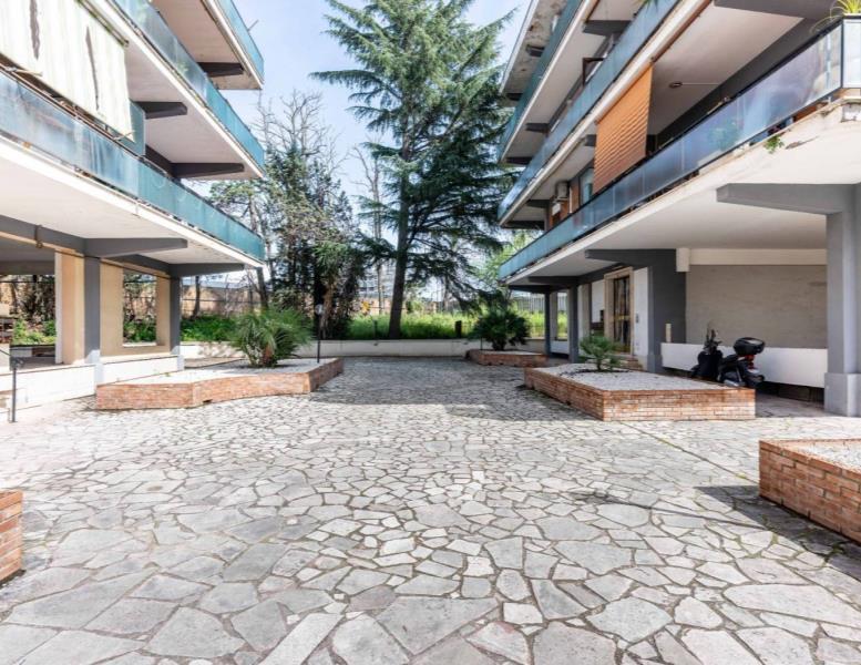 appartamento in vendita a Roma in zona Aurelio