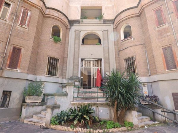 appartamento in vendita a Roma in zona Gianicolense