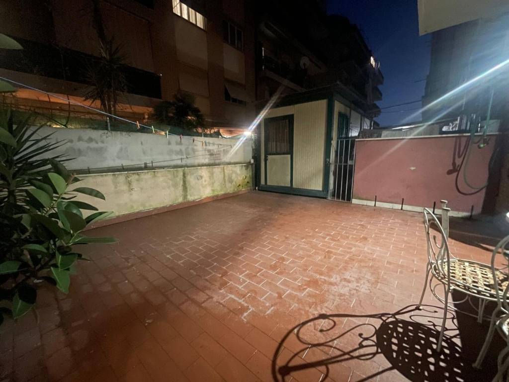 appartamento in vendita a Roma in zona Ostia
