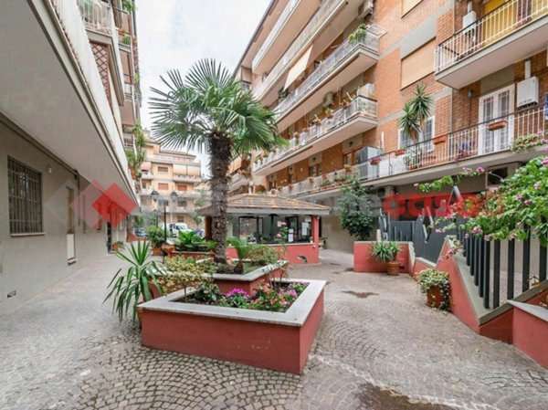 appartamento in vendita a Roma in zona Appio Claudio