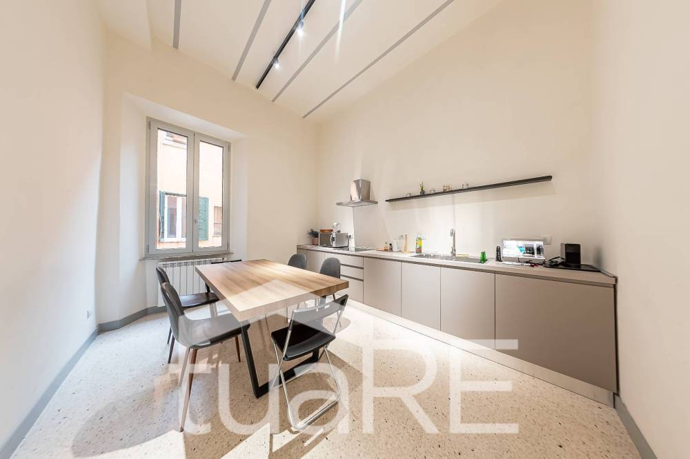 appartamento in vendita a Roma in zona Ludovisi/Sallustiano