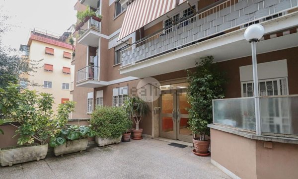 appartamento in vendita a Roma in zona Gianicolense