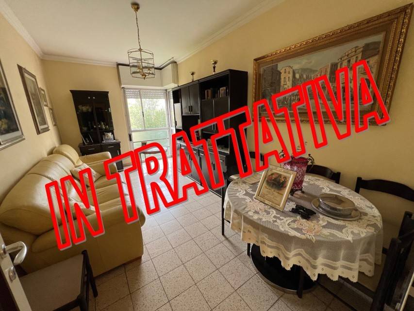 appartamento in vendita a Roma in zona Ardeatino