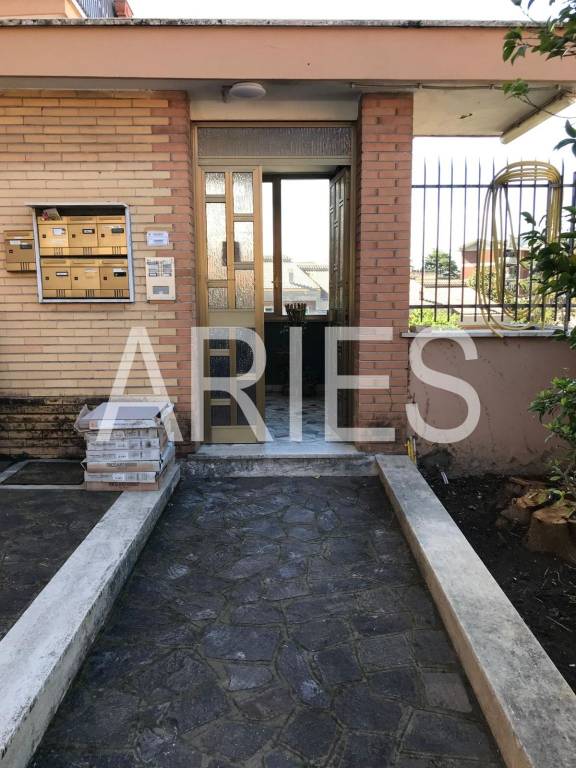 appartamento in vendita a Roma in zona Gianicolense