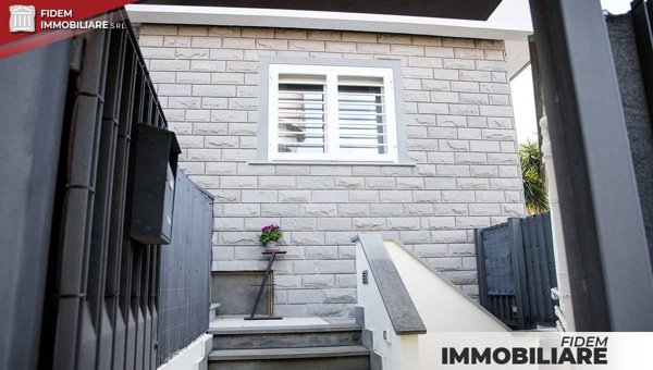 casa indipendente in vendita a Roma in zona Vitinia