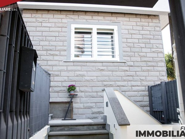casa indipendente in vendita a Roma in zona Vitinia