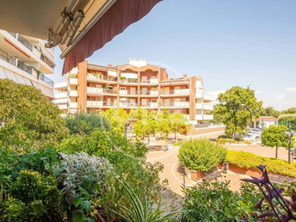 appartamento in vendita a Roma in zona Casalotti